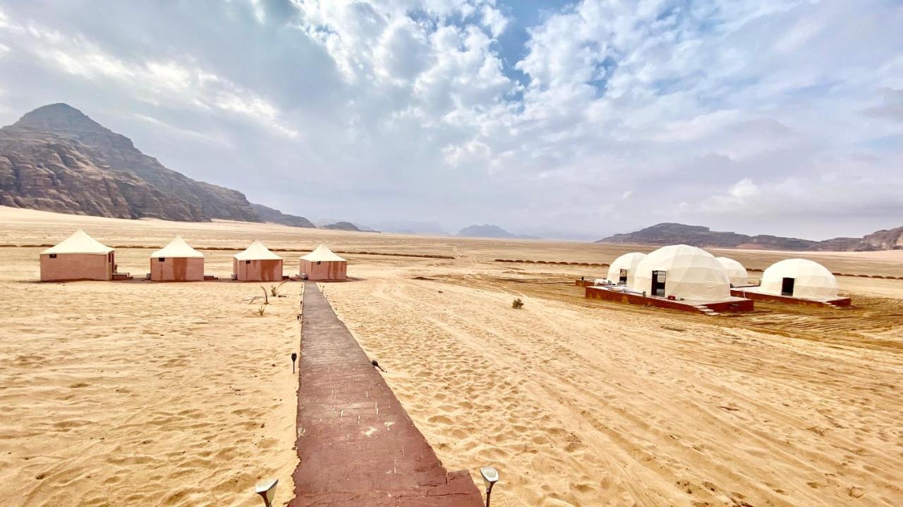Rum Jordan Camp And Tours Wadi Rum Exteriér fotografie