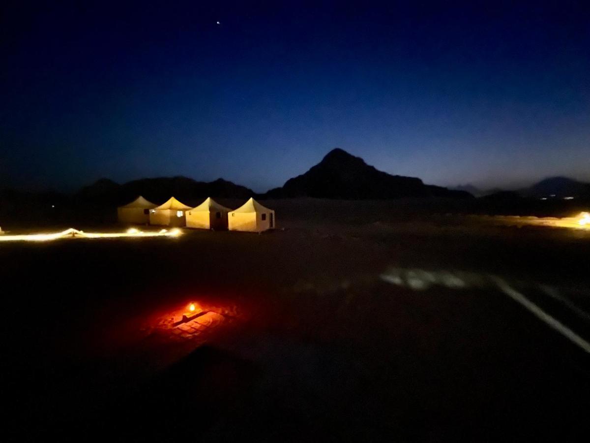 Rum Jordan Camp And Tours Wadi Rum Exteriér fotografie
